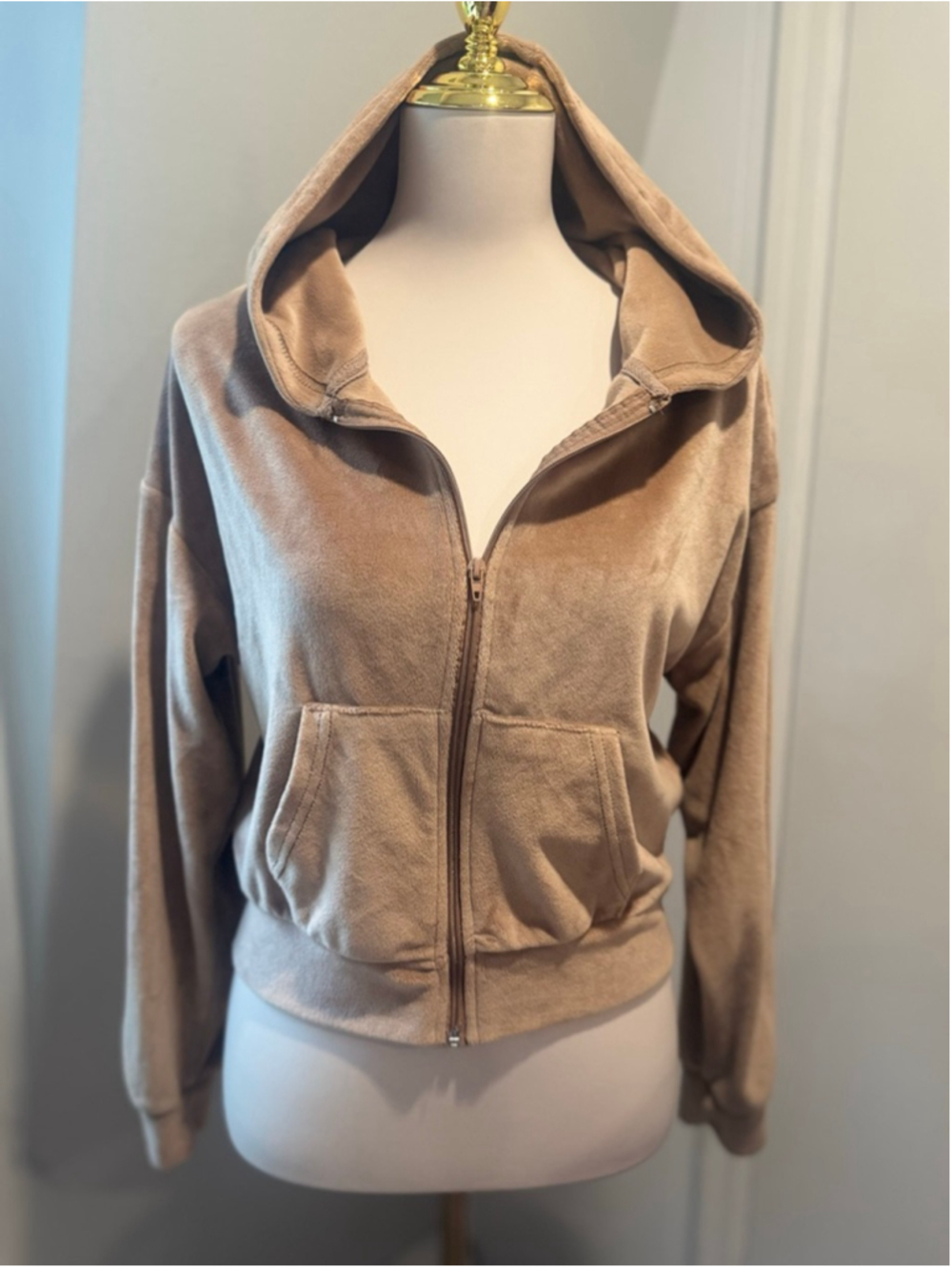 Refuge Athletics Tan Velour Zip Up Hoodie Jacket Size Medium